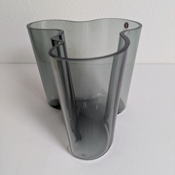 Vintage 2001 Savoy Vase Alvar Aalto 4.75"*6 120 mm Iittala, Finland, Smoke Gray - Picture 5 of 13